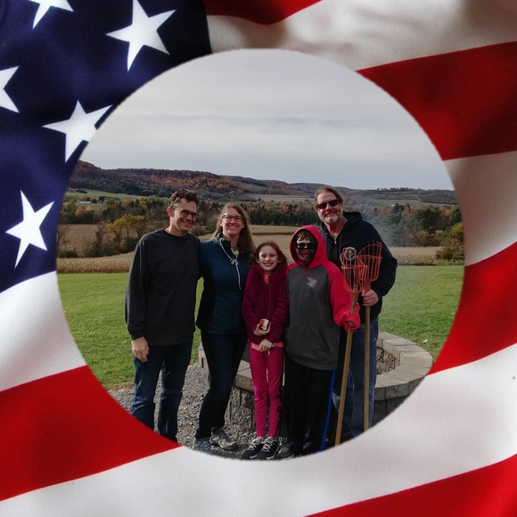 Meet your Posher, Megan - Picture 1 of 1